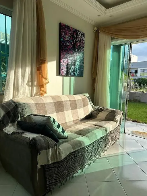 Holiday home Quartos Em Casa Em Florianopolis A 5Min Da Praia