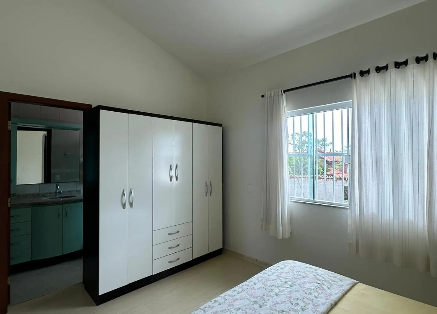 Quartos Em Casa Em Florianopolis A 5Min Da Praia